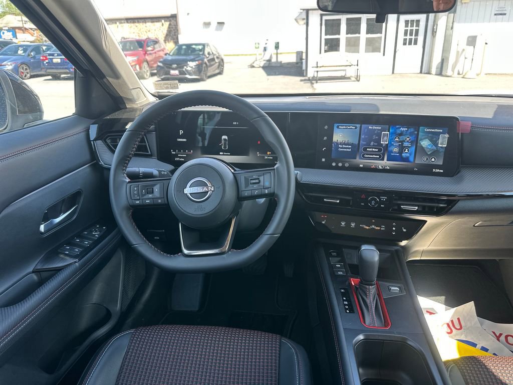 New 2026 Nissan Kicks SR w/ Cold Weather Package AWD/4WD image 17