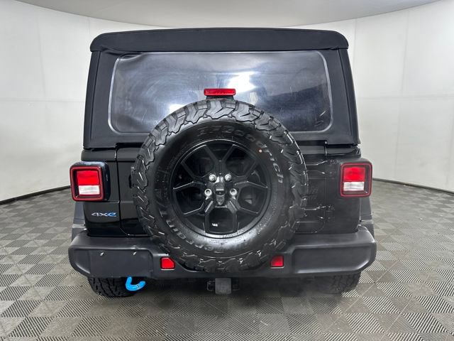 Used 2024 Jeep Wrangler Unlimited image 4