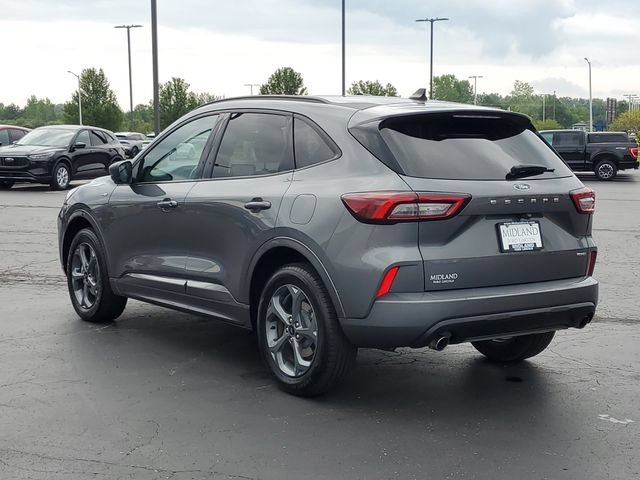 Certified 2024 Ford Escape ST-Line AWD/4WD image 4