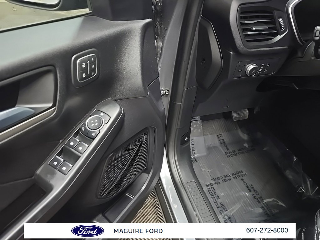 Used 2022 Ford Escape SEL w/ Technology Package image 27