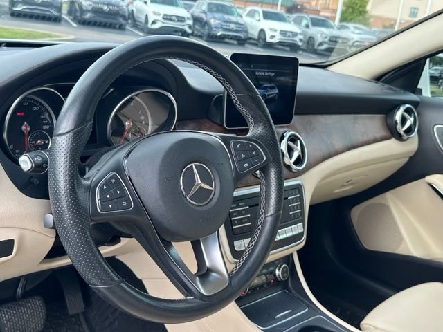 Used 2020 Mercedes-Benz GLA 250 4MATIC image 17