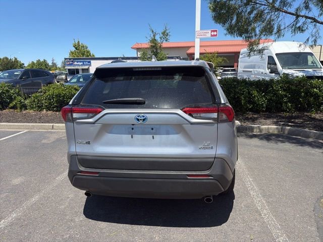 Certified 2022 Toyota RAV4 LE AWD/4WD image 15