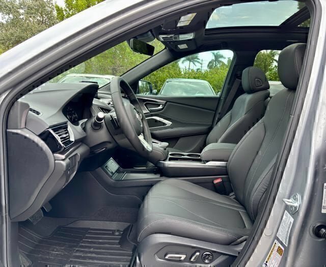New 2026 Acura RDX SH-AWD image 8