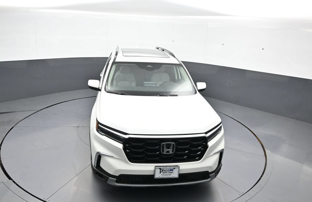 Certified 2024 Honda Pilot Touring image 37