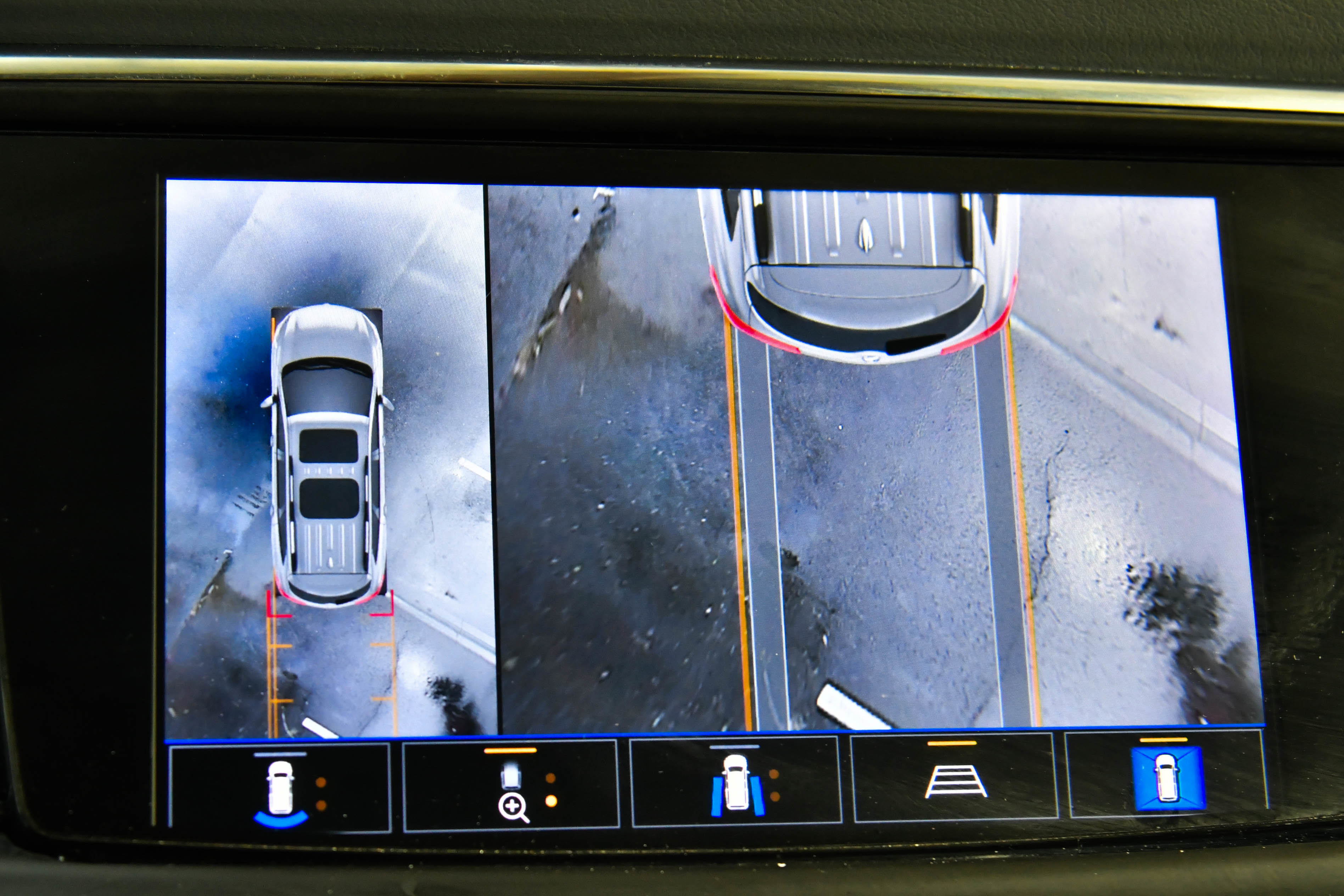 Used 2024 Buick Enclave Premium image 22