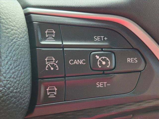 Used 2023 Jeep Grand Cherokee Laredo w/ Trailer Tow Prep Group (B) AWD/4WD image 17