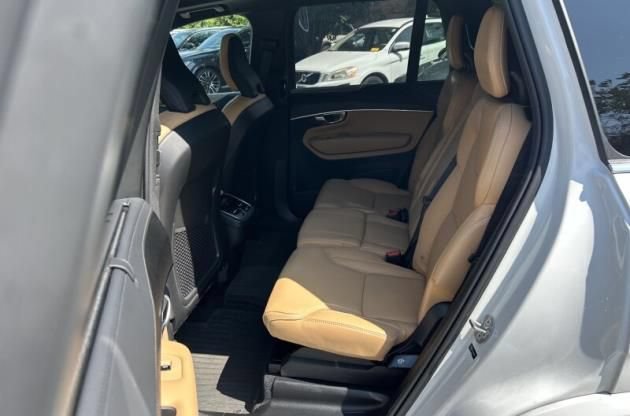 Used 2024 Volvo XC90 B6 Ultimate w/ Protection Package Premier AWD/4WD image 6