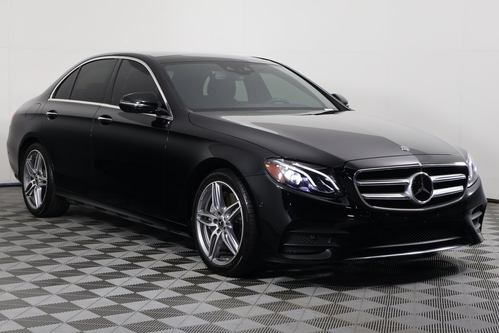 Used 2019 Mercedes-Benz E 300 image 3