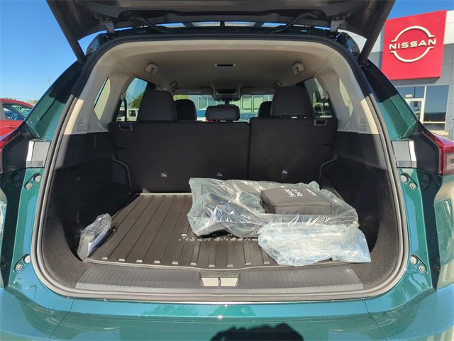 New 2026 Nissan Rogue SV image 14