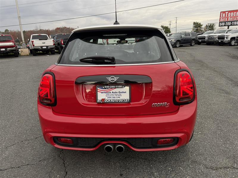 Used 2021 MINI Cooper S image 6