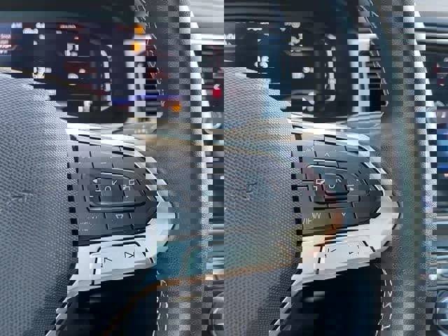 Used 2022 Volkswagen Atlas SE image 12