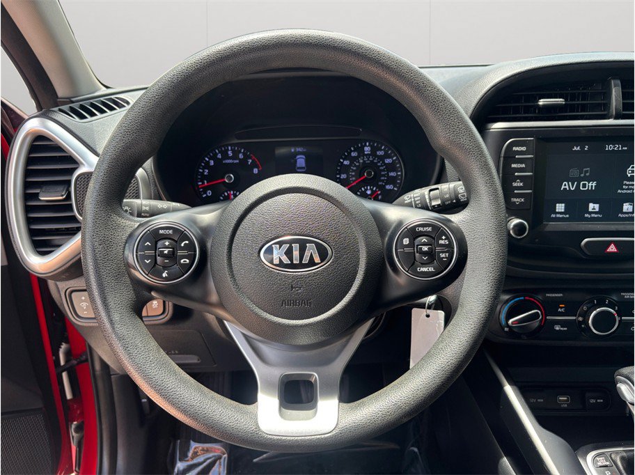 Used 2020 Kia Soul LX FWD image 18