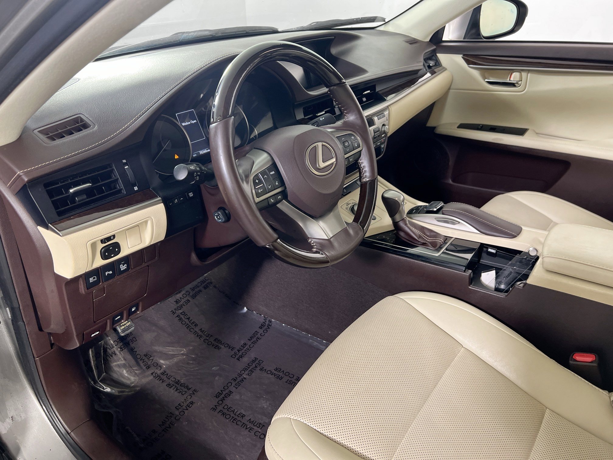 Used 2018 Lexus ES 350 w/ Navigation System Package FWD image 9