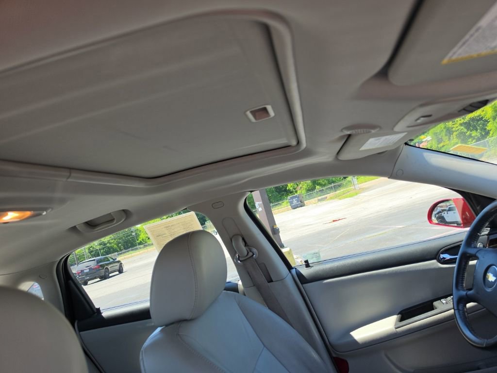 Used 2013 Chevrolet Impala LTZ FWD image 23