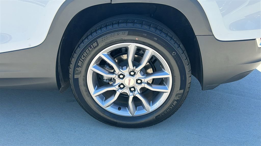 Used 2022 GMC Terrain SLT image 17