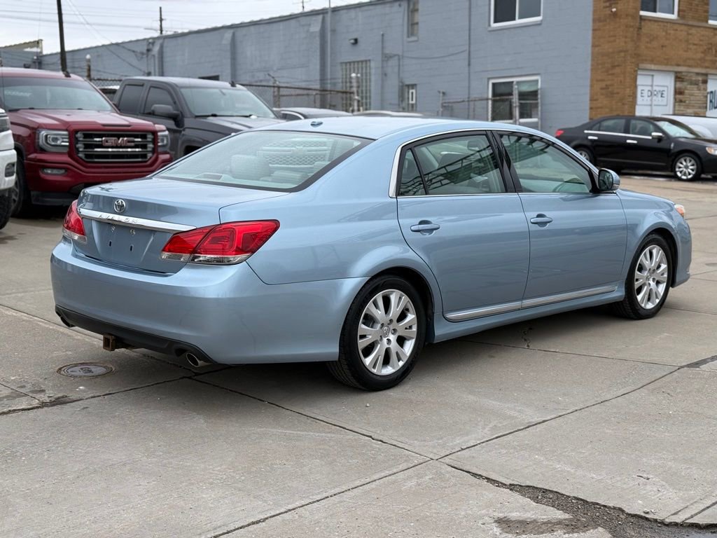 Used 2011 Toyota Avalon image 6