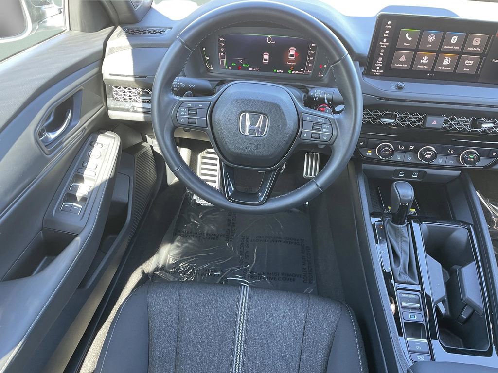 Used 2025 Honda Accord Sport image 19