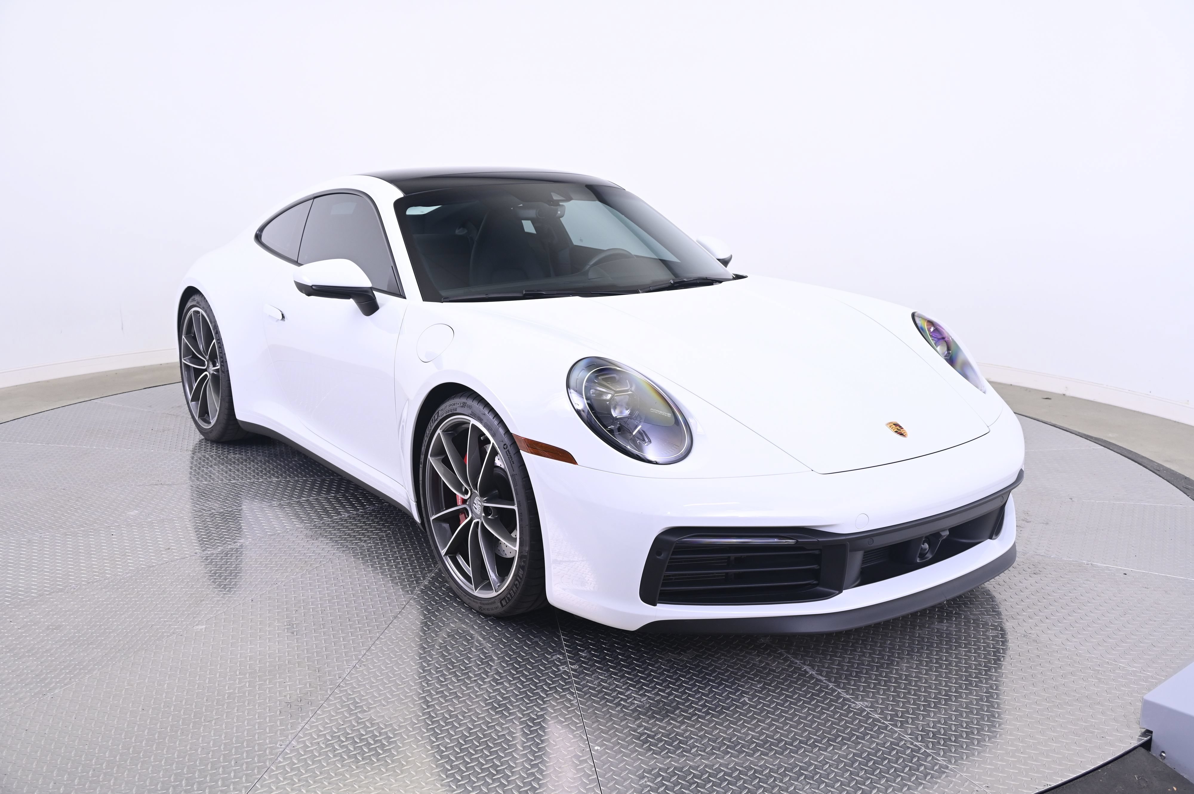 Used 2023 Porsche 911 Carrera S RWD image 9