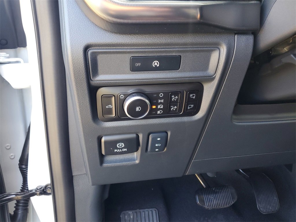 New 2025 Ford F150 Lariat w/ Equipment Group 501A Mid image 10