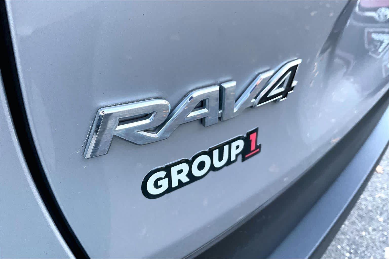 Certified 2019 Toyota RAV4 XLE w/ Convenience Package AWD/4WD image 10