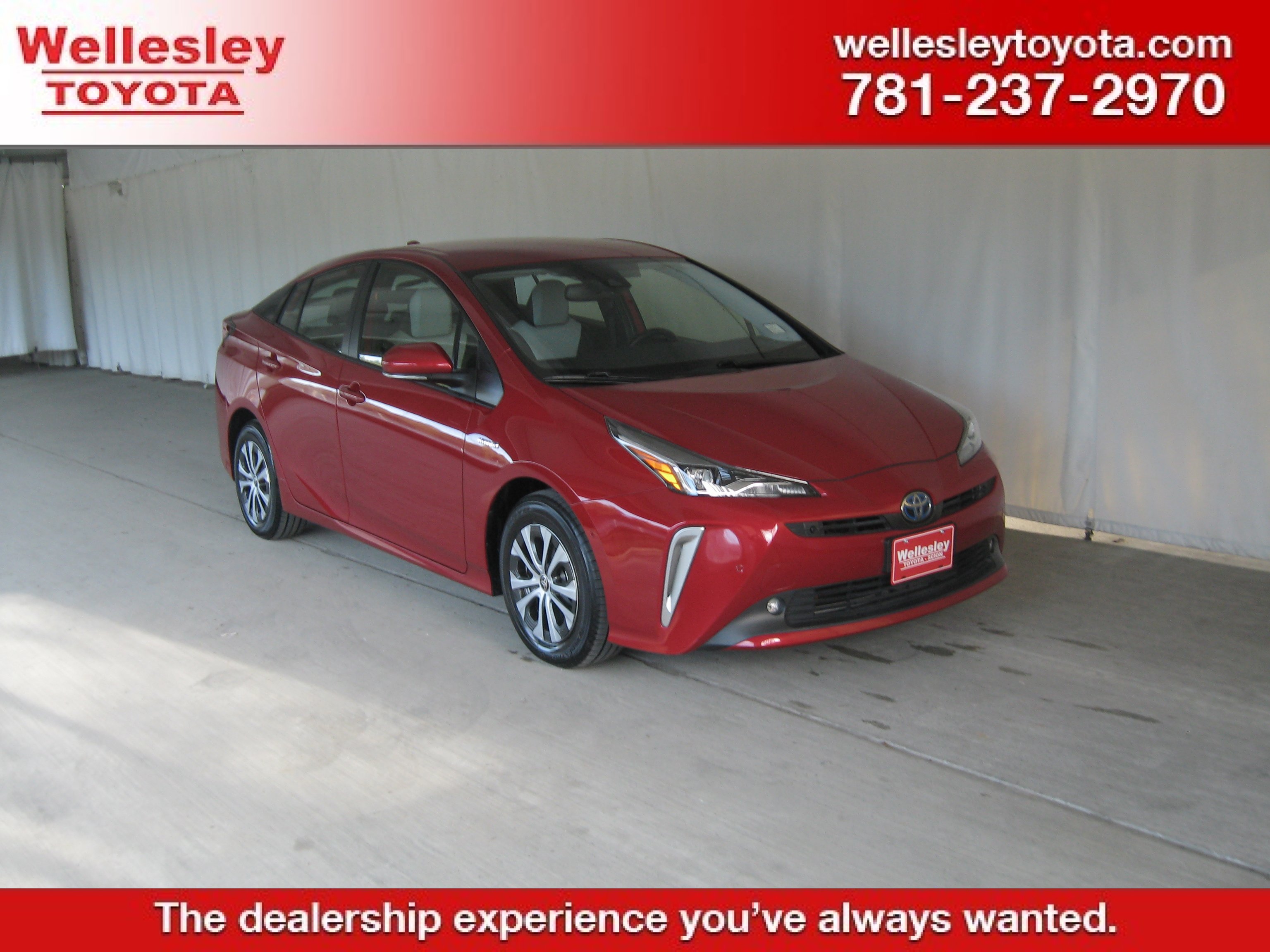 Used 2021 Toyota Prius XLE w/ Advanced Technology Package image 1