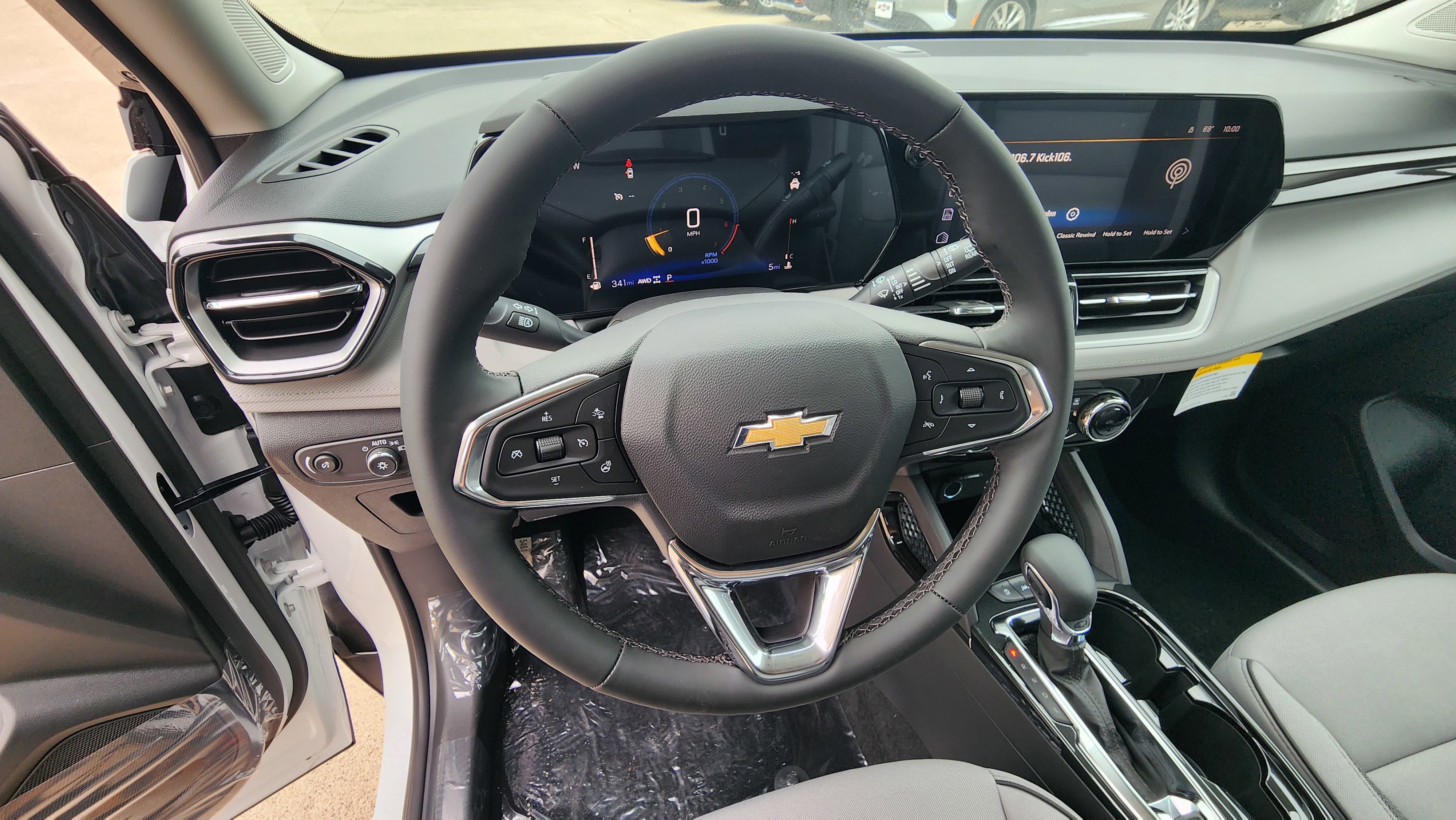 New 2026 Chevrolet TrailBlazer LT w/ Convenience Package image 14