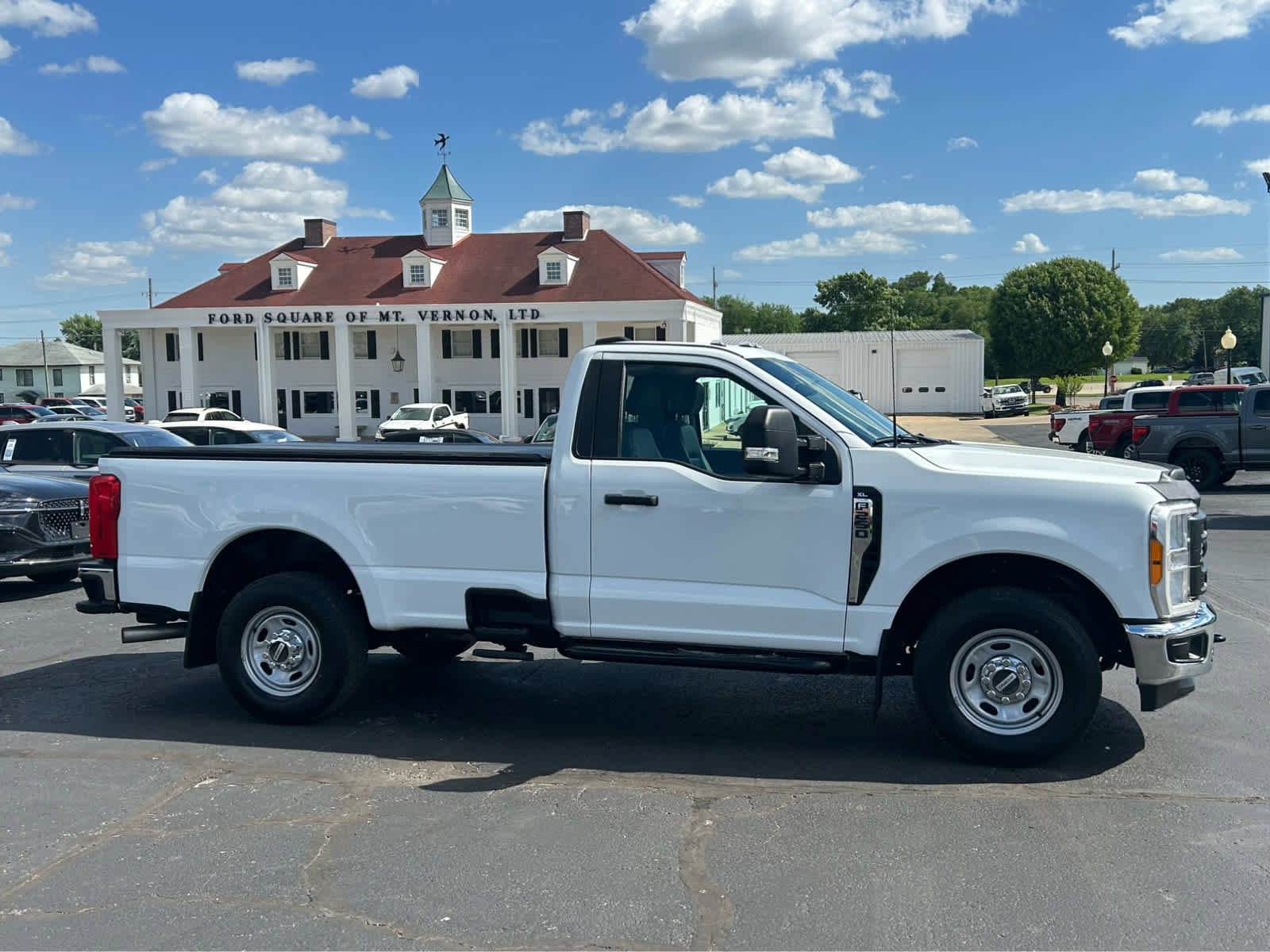 Used 2023 Ford F250 XL w/ XL Driver Assist Package RWD image 4