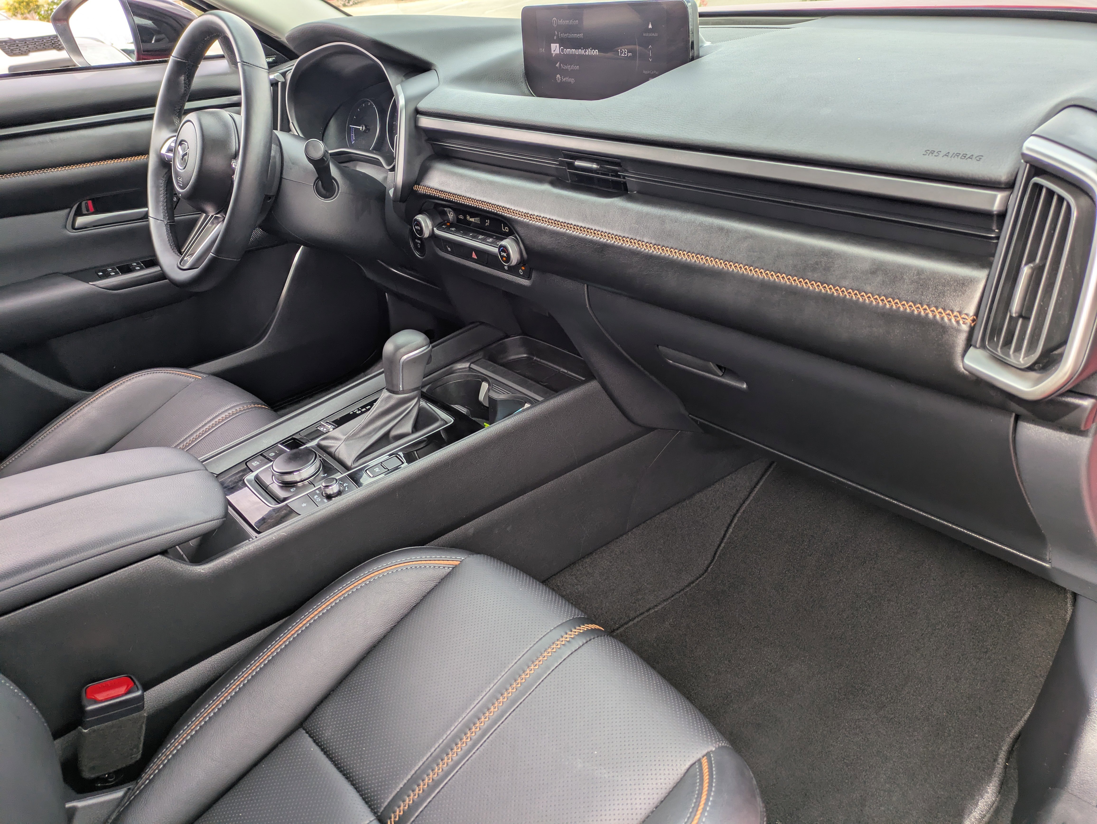 Used 2025 MAZDA CX-50 AWD 2.5 Hybrid w/ Premium Pkg image 13