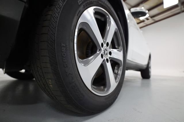 Used 2022 Mercedes-Benz GLC 300 4MATIC w/ Premium Package Lite image 12