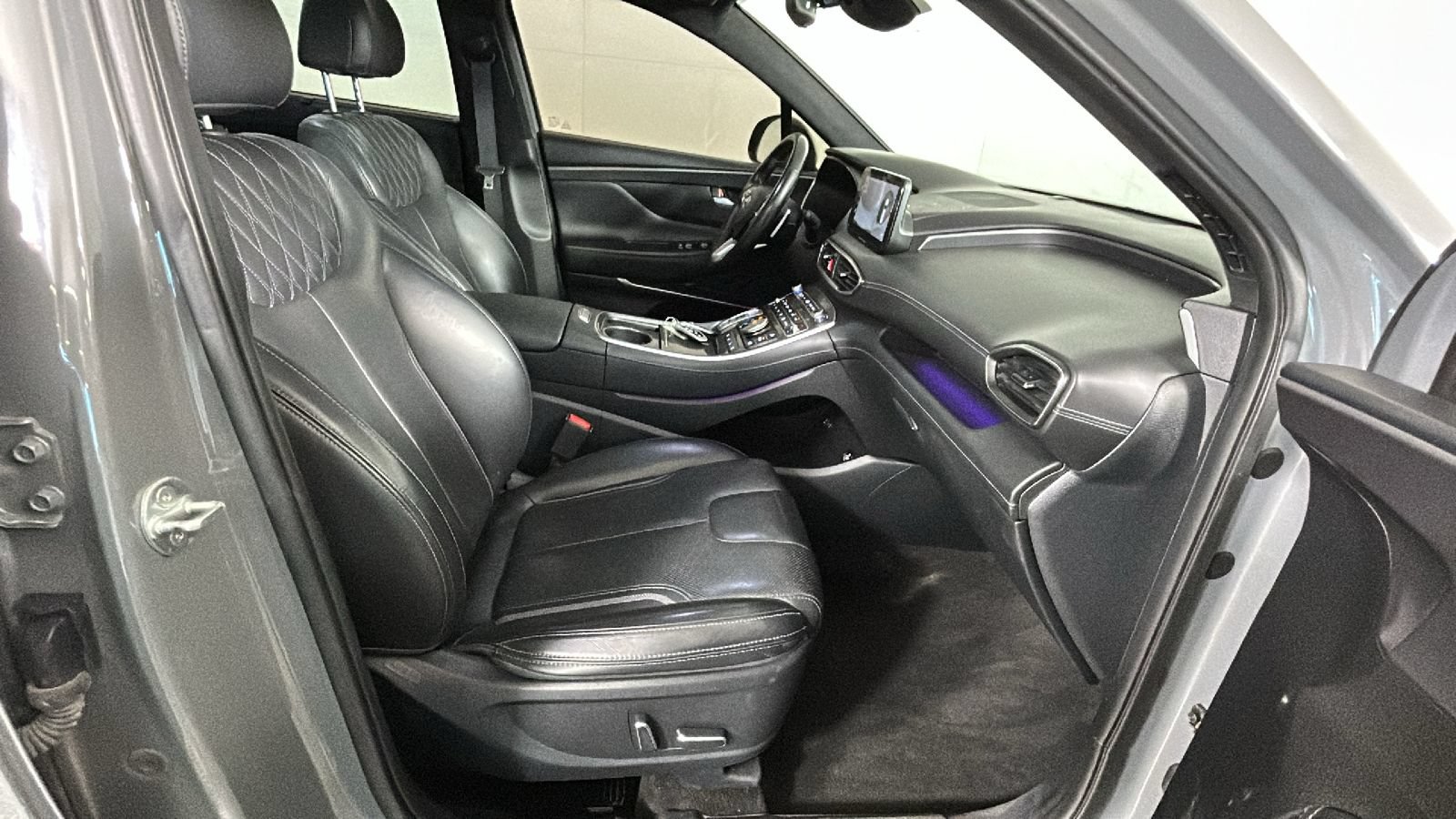 Used 2021 Hyundai Santa Fe Calligraphy AWD/4WD image 35