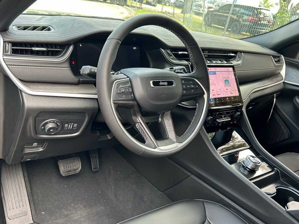 New 2025 Jeep Grand Cherokee L Limited w/ Black Appearance Package RWD image 42