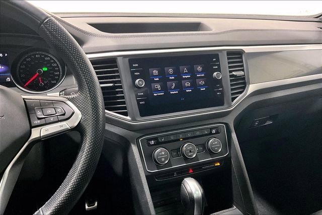 Used 2021 Volkswagen Atlas Cross Sport SE w/ Panoramic Sunroof Package FWD image 6