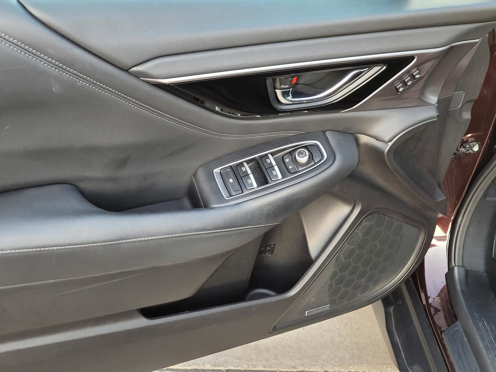Used 2023 Subaru Outback Limited AWD/4WD image 4
