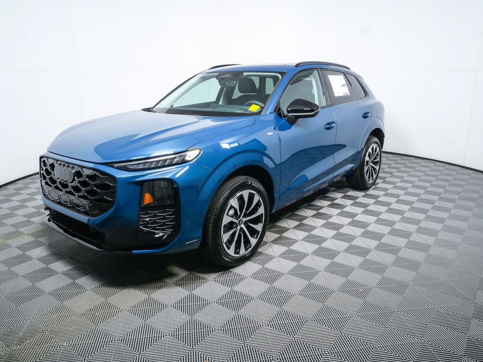 New 2026 Audi Q3 quattro 2.0T AWD/4WD image 27