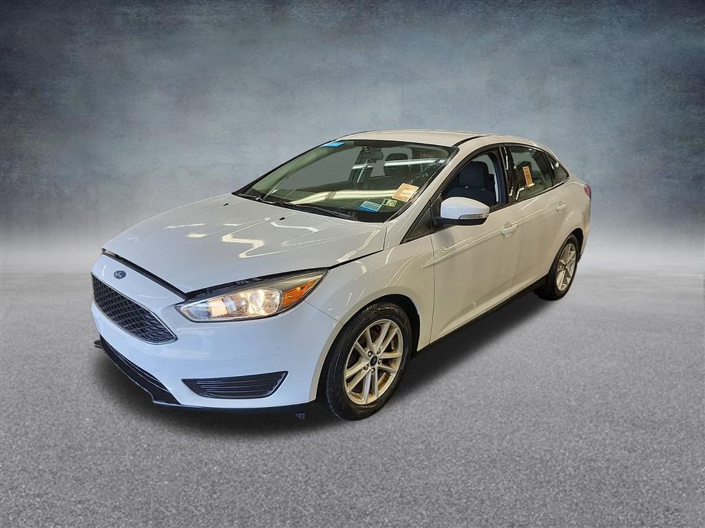 Used 2017 Ford Focus SE w/ Cold Weather Package image 40