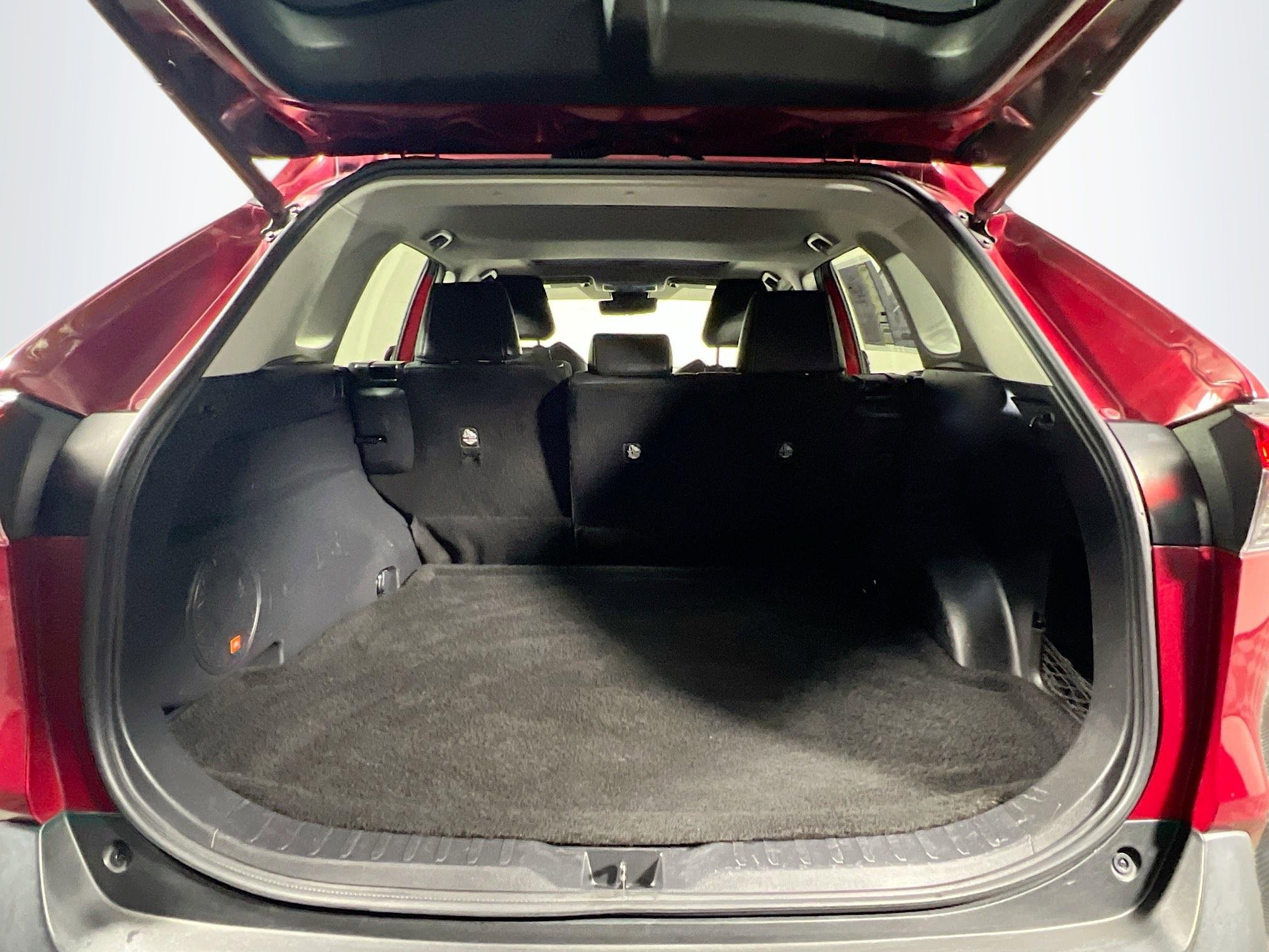 Used 2021 Toyota RAV4 Limited image 34