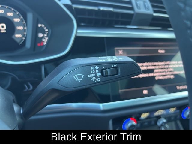 Used 2025 Audi Q3 2.0T Premium w/ Convenience Package image 17