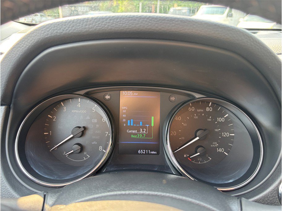 Used 2020 Nissan Rogue SV w/ Premium Package FWD image 23