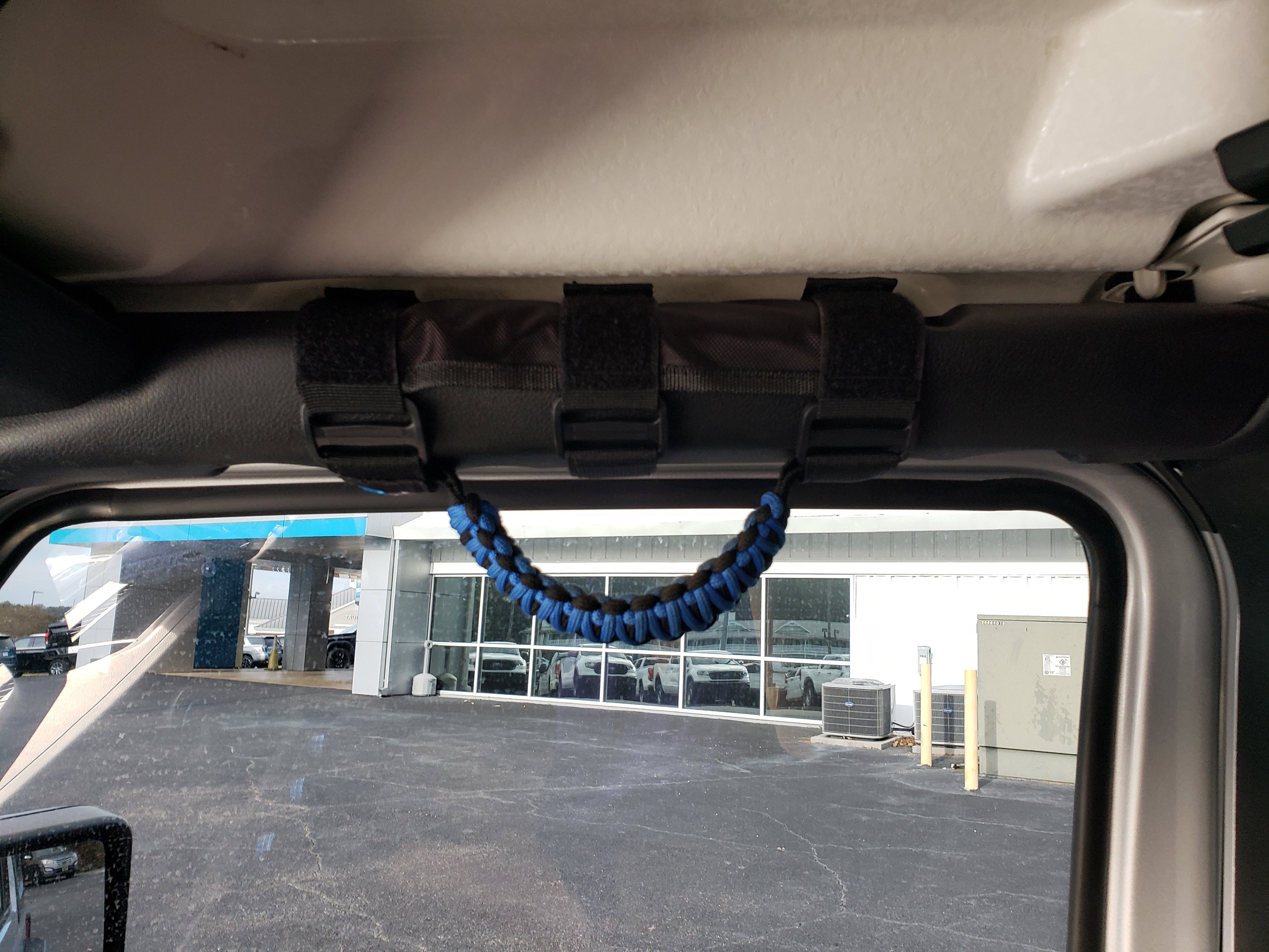 Used 2023 Jeep Wrangler Unlimited Sport image 25