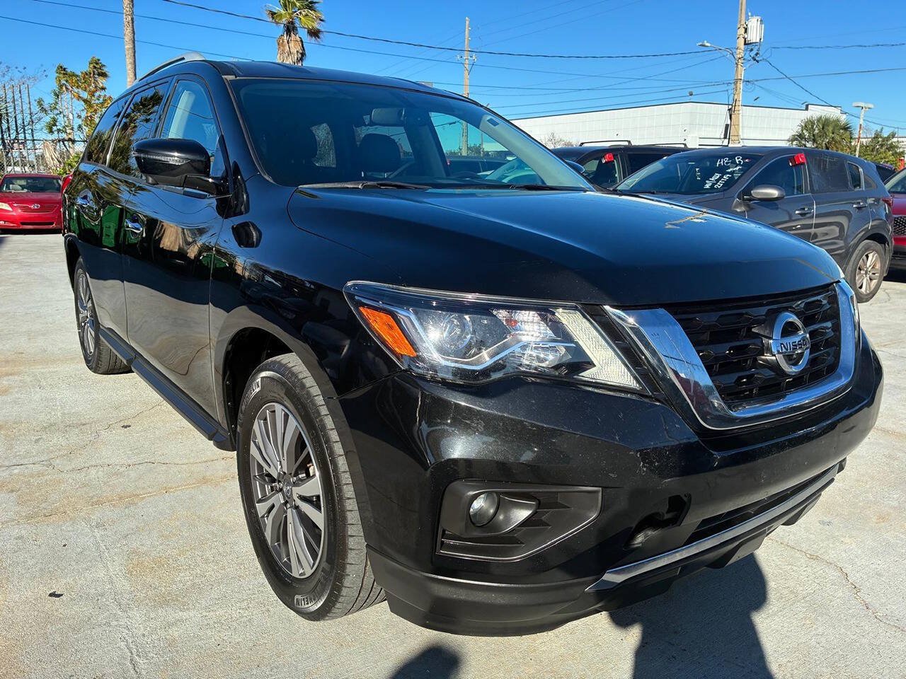 Used 2019 Nissan Pathfinder SL AWD/4WD image 11