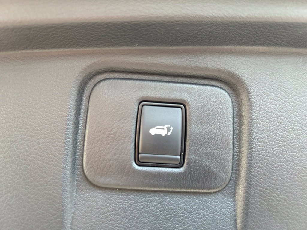 Used 2024 Nissan Murano Platinum w/ Cargo Package AWD/4WD image 29