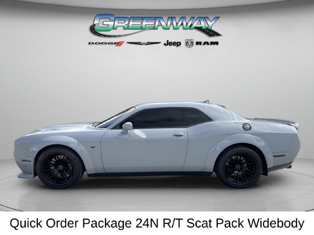 Used 2021 Dodge Challenger R/T Scat Pack RWD image 3