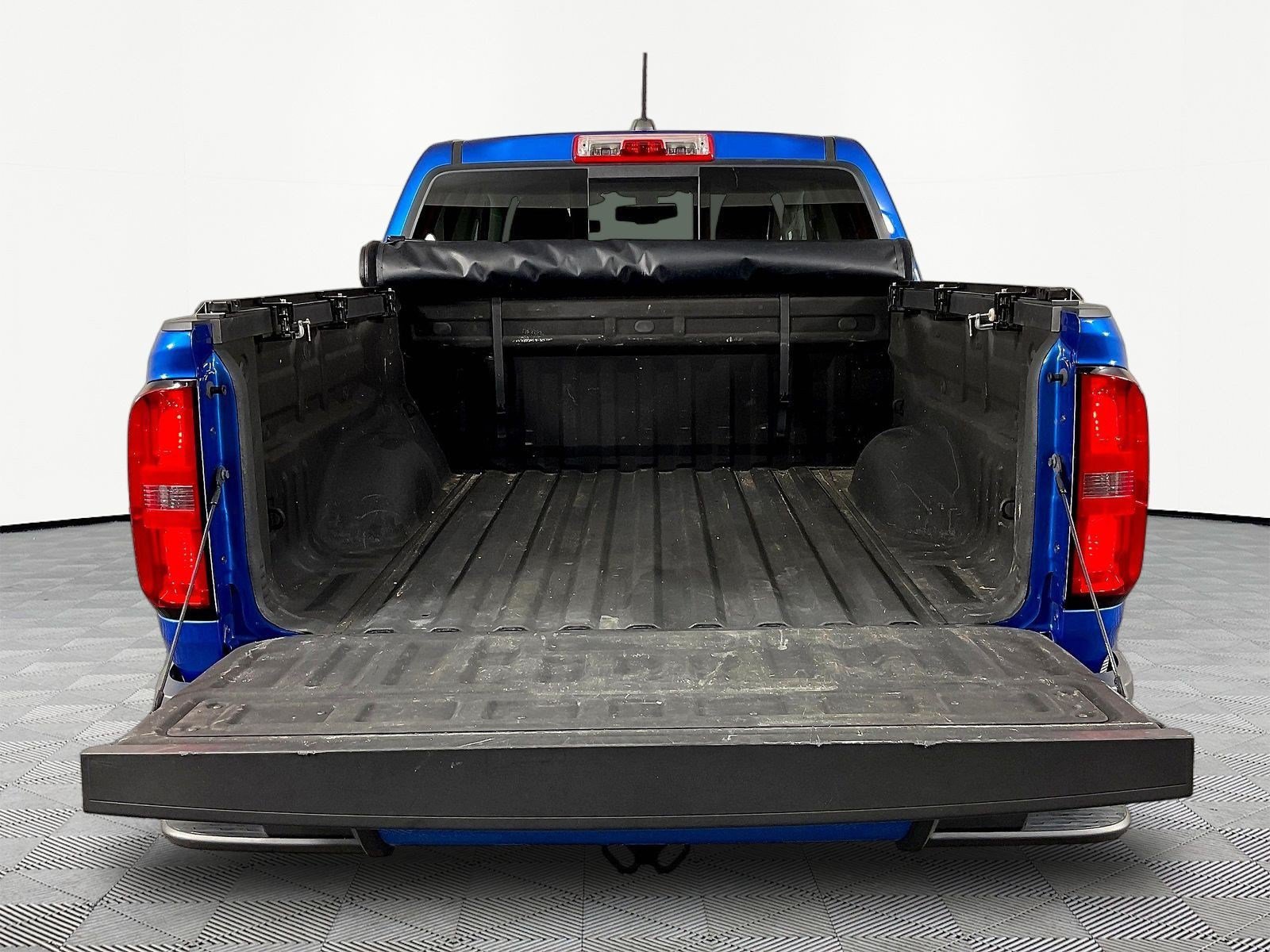 Used 2021 Chevrolet Colorado LT w/ LT Convenience Package RWD image 7