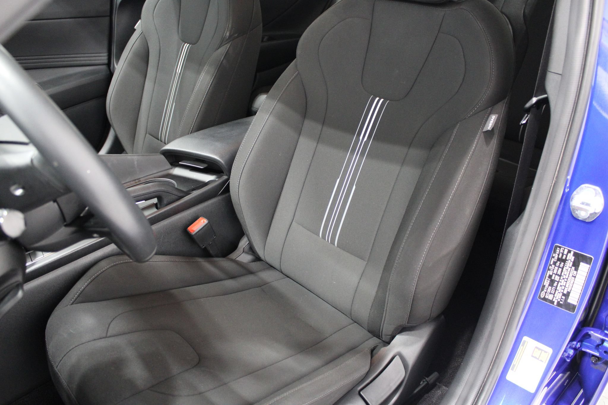 Used 2025 Hyundai Elantra Sport FWD image 14