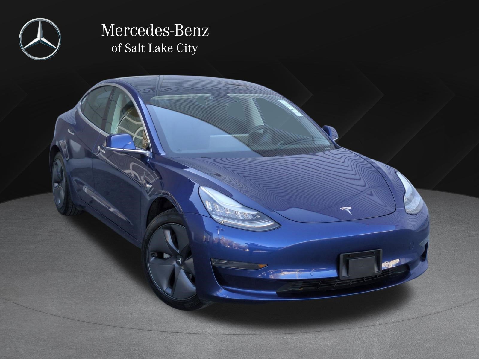 Used 2019 Tesla Model 3 Standard Range Plus image 1