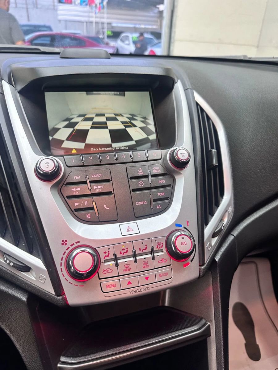 Used 2017 GMC Terrain SLE image 9