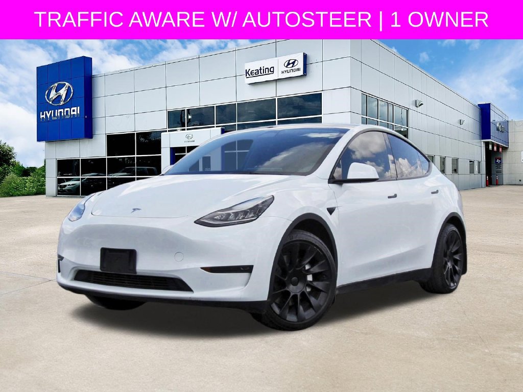 Used 2023 Tesla Model Y Long Range AWD/4WD image 1