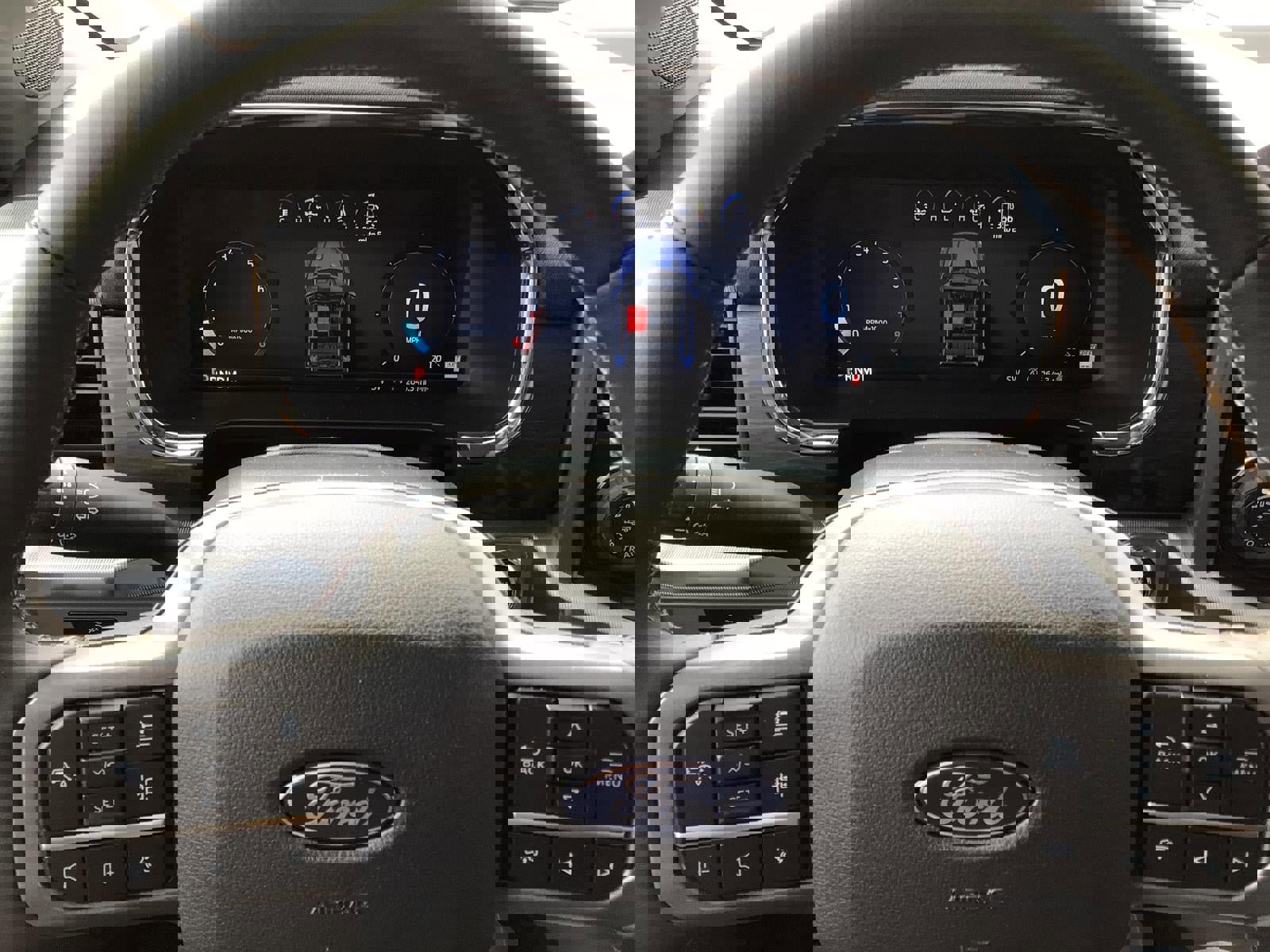 New 2026 Ford F150 Lariat w/ Equipment Group 501A Mid image 17