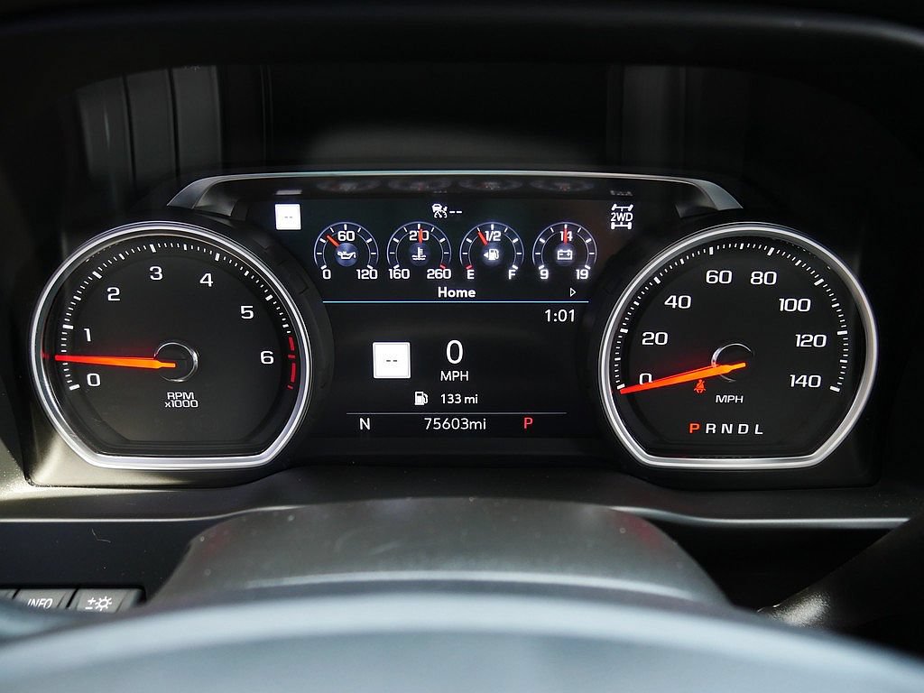 Used 2022 Chevrolet Silverado 1500 High Country w/ Technology Package AWD/4WD image 31