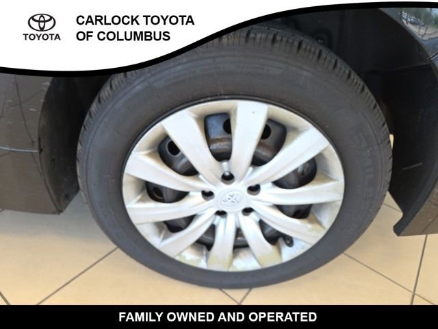 Used 2025 Toyota Corolla LE w/ Convenience Package FWD image 10
